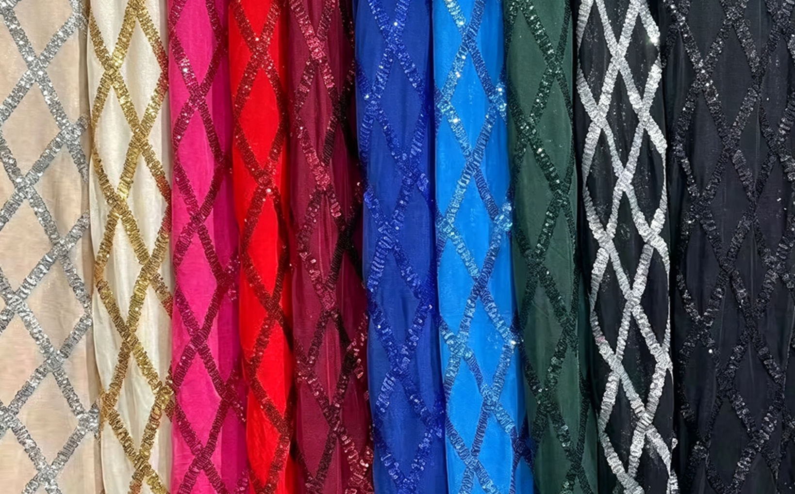 Tkanina siatkowa z haftem ceki – Crystal Mesh Fabric recenzja i cena
