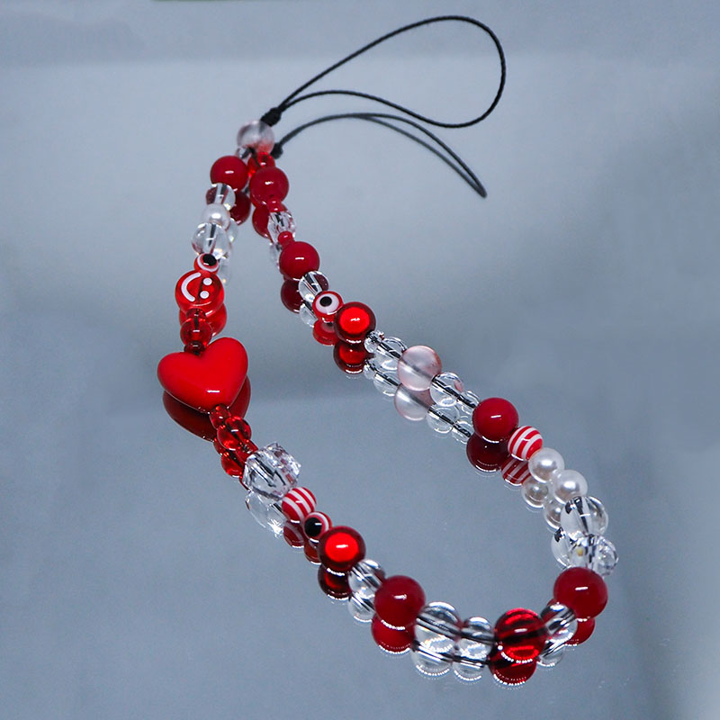 Czerwona przezroczysta mobilna – Pearl Trim Chain recenzja i cena